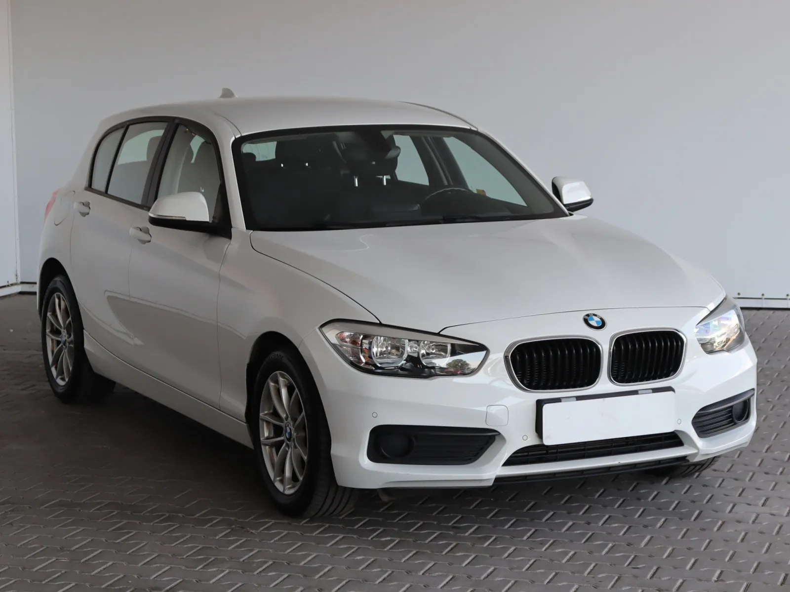 BMW 1