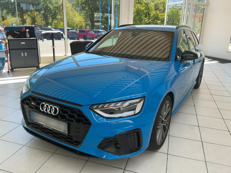 Audi S4