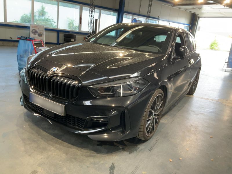 BMW 120
