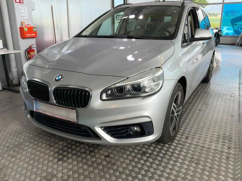 BMW 220