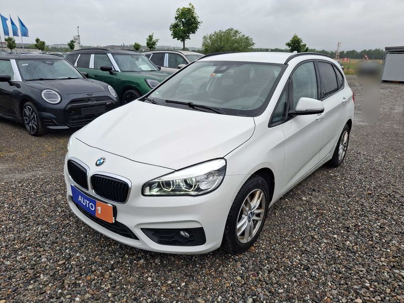 BMW 220