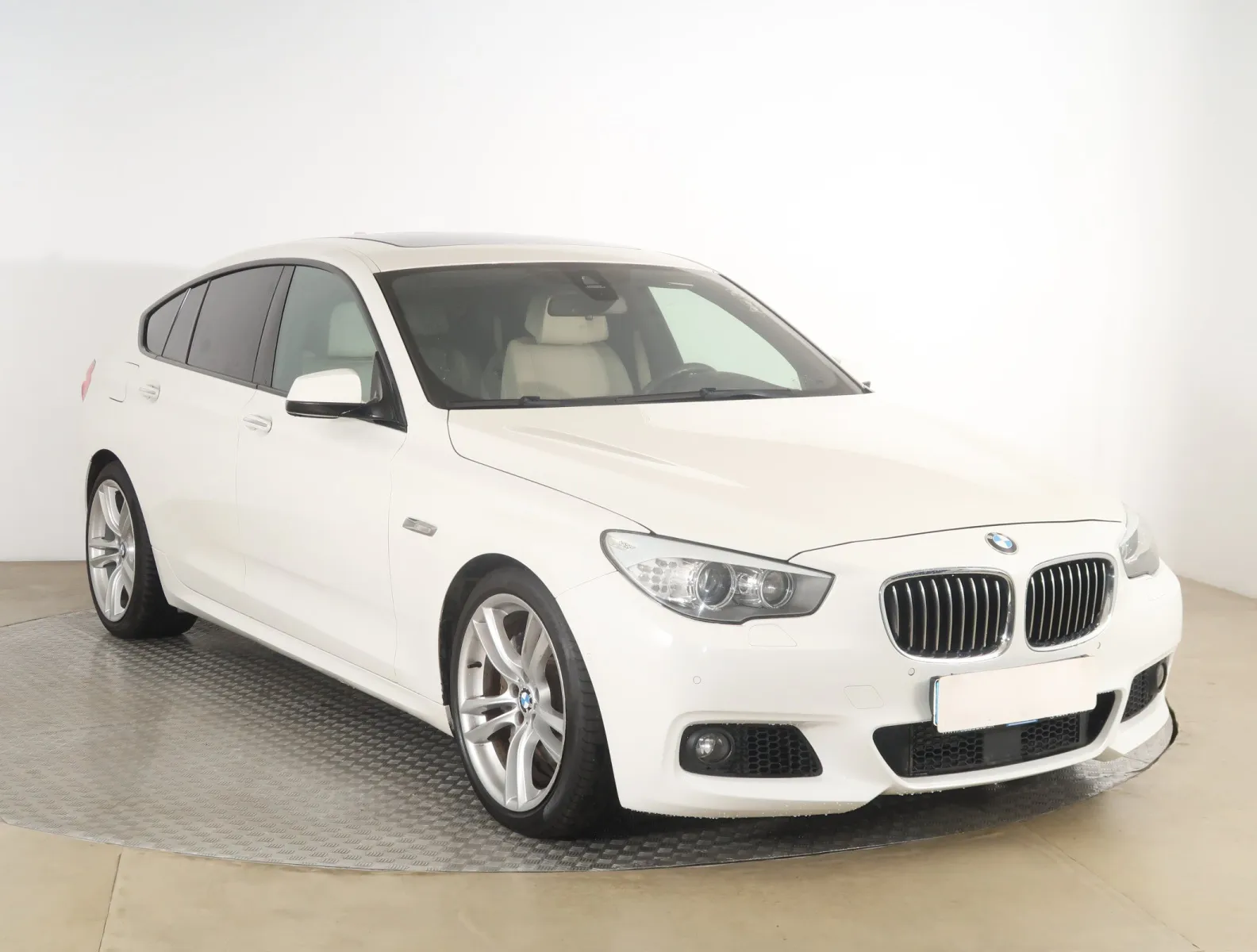 BMW 5GT