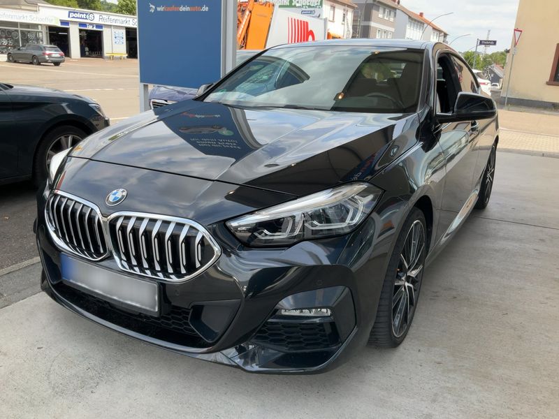 BMW 220