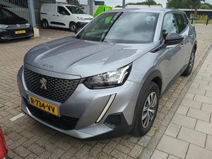 Peugeot E-2008