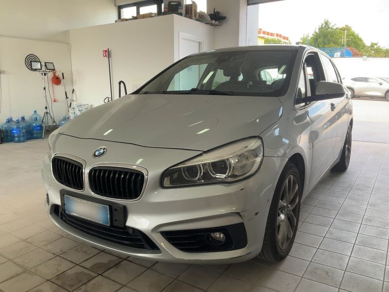 BMW 218