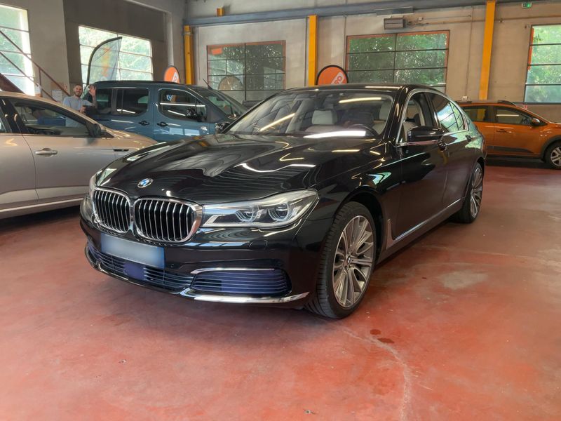 BMW 730