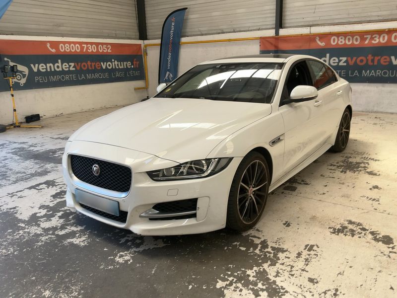 Jaguar XE