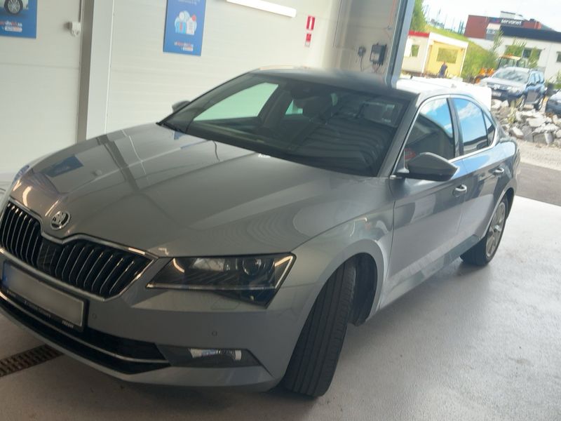 Škoda Superb