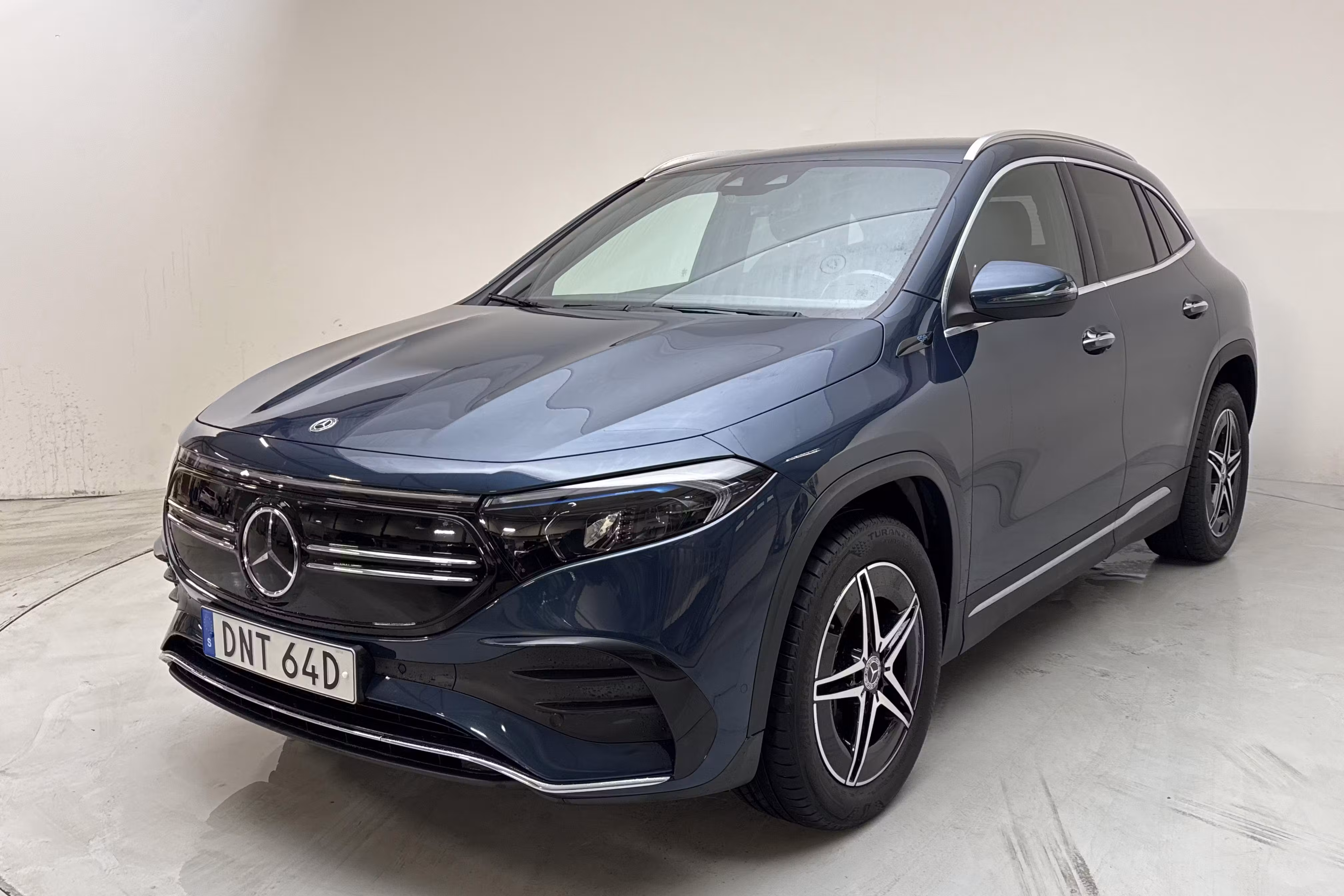 Mercedes-Benz EQA
