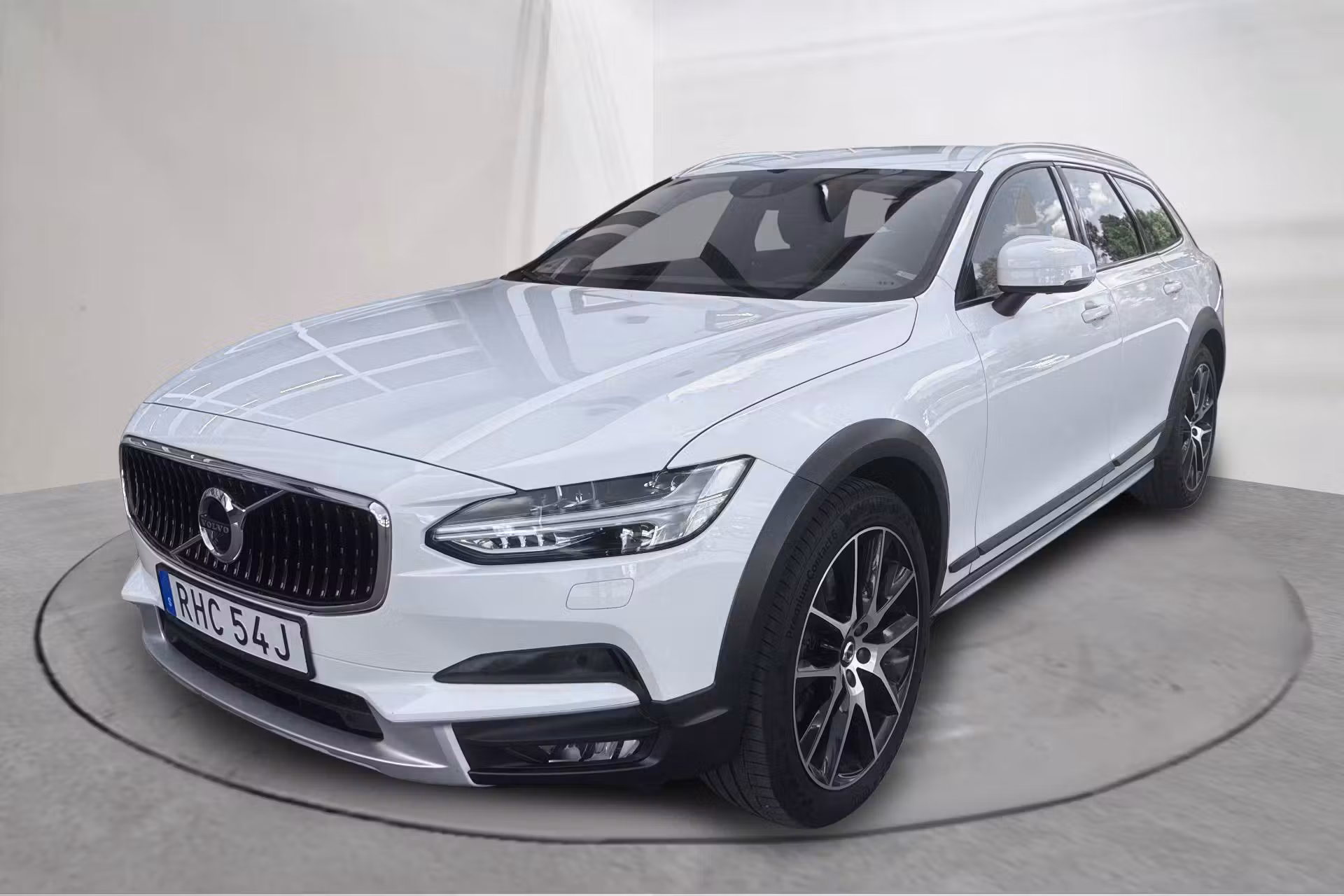 Volvo V90 Cross Country