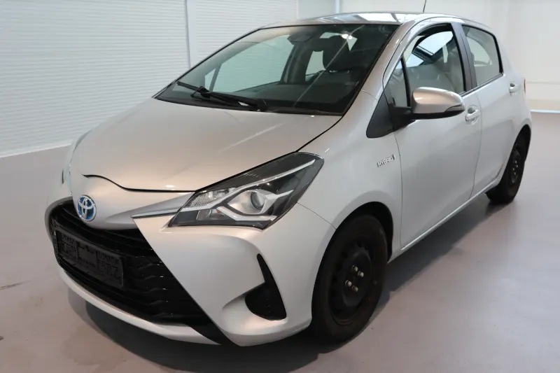 Toyota YARIS HYBRID 2019