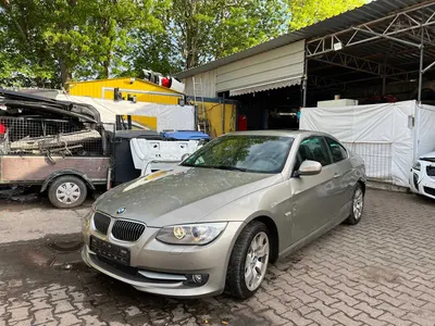 BMW 325i