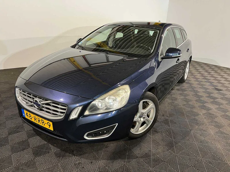 Volvo V60 1.6 T3 Momentum 2011