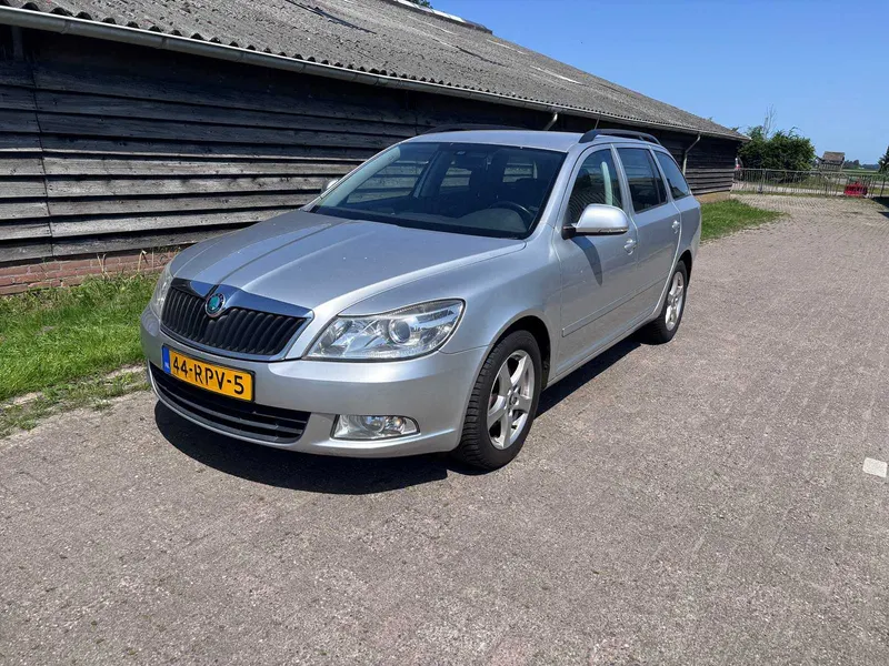 Škoda Octavia Combi 1.2 TSI Ambition Bns 2011