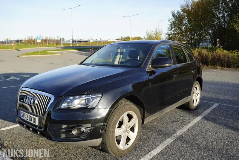 Audi Q5 2.0 170hk QUATTRO skinnseter hengerfeste s+v dekk 117411km 2012
