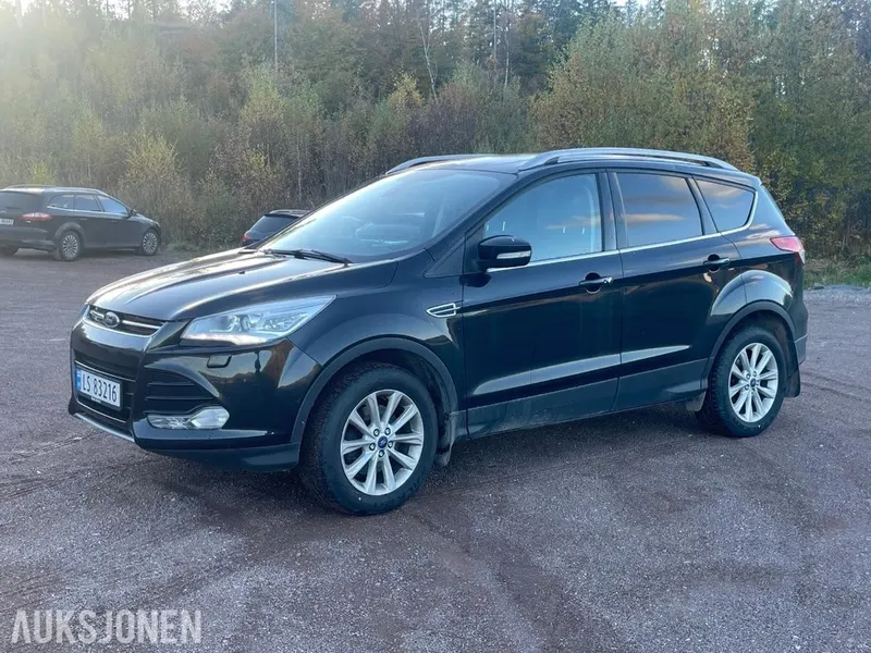 Ford Kuga 2.0 Diesel AWD, Cruisekontroll, Hengerfeste, S+V dekk, EU OK til 02.2028, Reparasjonsobjekt 2014