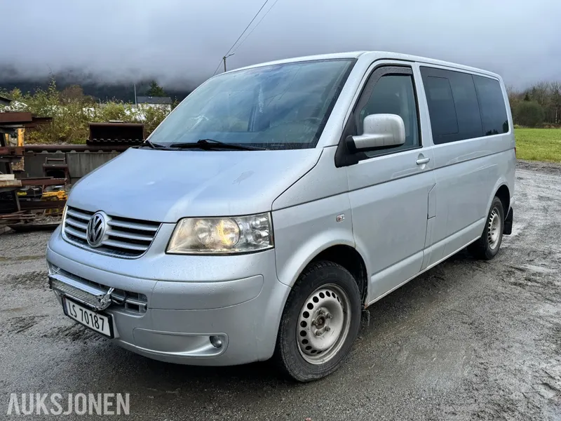 Volkswagen Caravelle 2.5 D 131HK AUT 8 SETER HENERFESTE CRUISE 2009