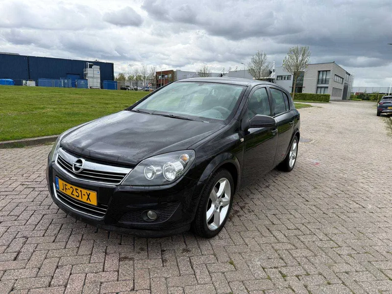 Opel Astra 1.6 Cosmo 2009