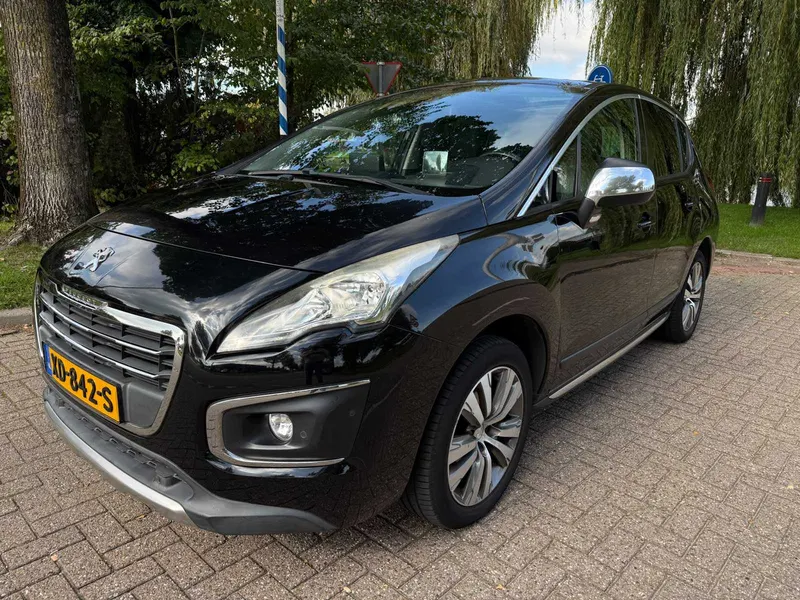 Peugeot 3008 1.2 PureTech Allure 2016