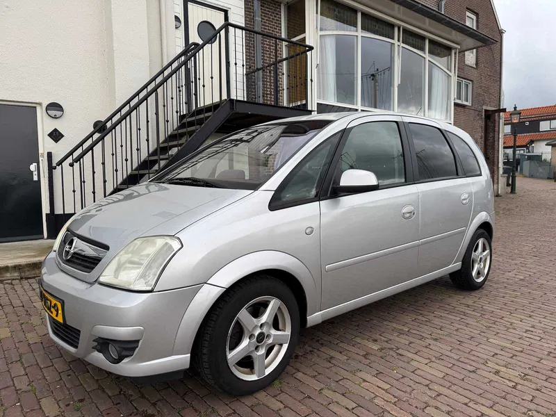 Opel Meriva 1.6-16V Essentia 2008
