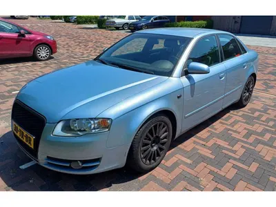 Audi A4 Limousine