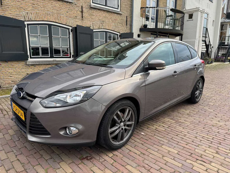 Ford Focus 1.0 EcoB. Titanium 2013