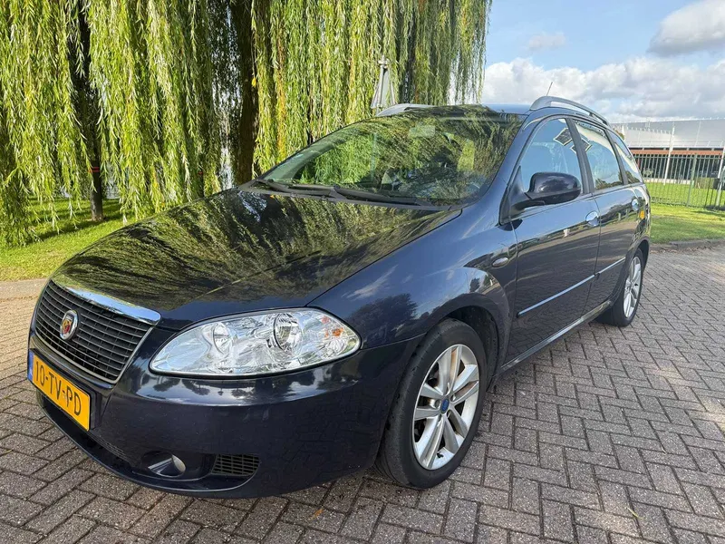 Fiat Croma 2.2-16V Dynamic 2007