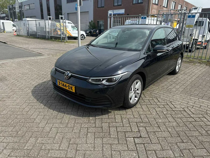 Volkswagen Golf 2.0 TDI Life Bns 2022