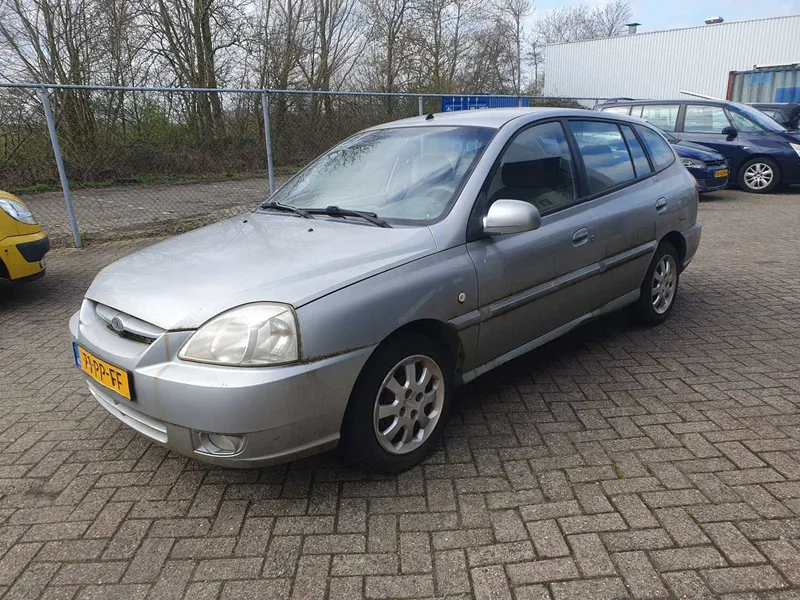 KIA Rio 1.5 LS Ice 2004