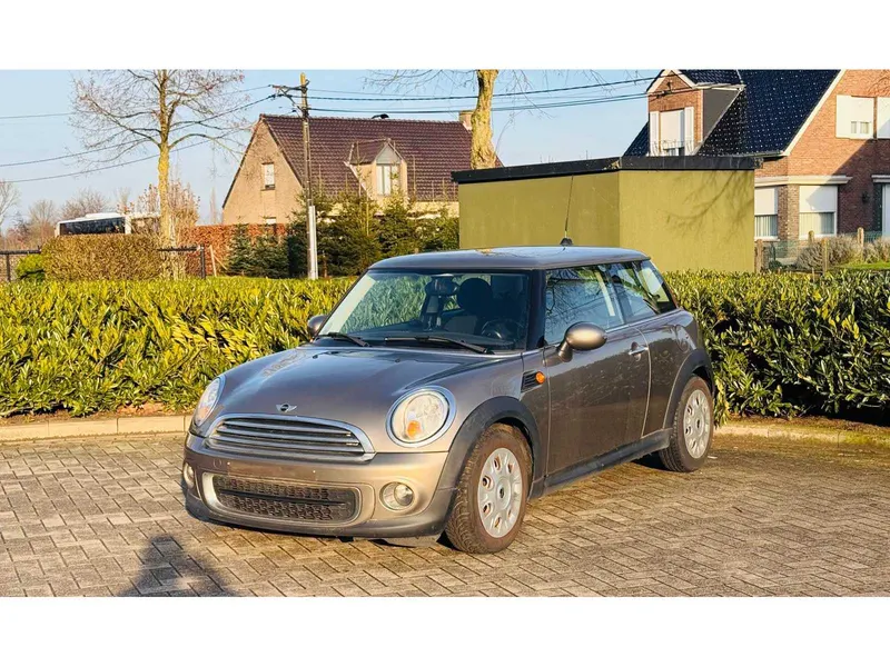 MINI One D 2012