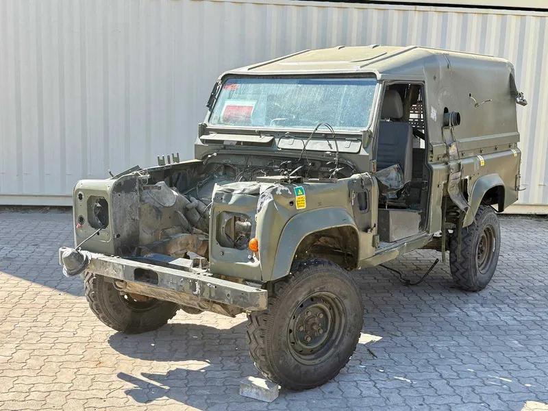 Land Rover Defender 110 XD TDi Hardtop - Ex Armee - Ex Armee 1997