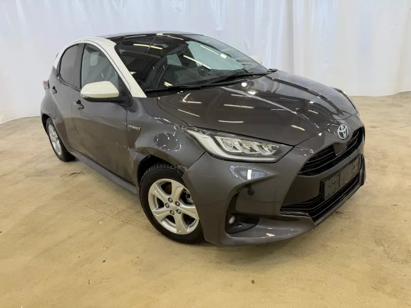 Toyota YARIS 2021