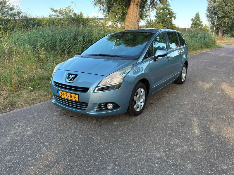 Peugeot 5008 1.6 VTi B. Lease 5p. 2013
