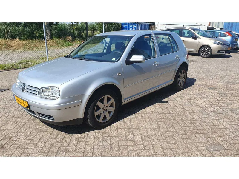 Volkswagen Golf 1.6-16V Ocean 2004