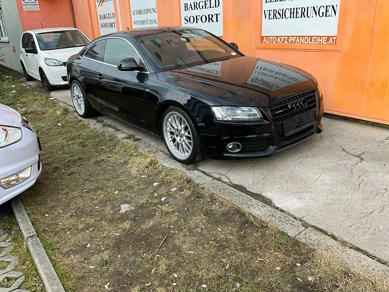 Audi TFSI A5 2,0 2009