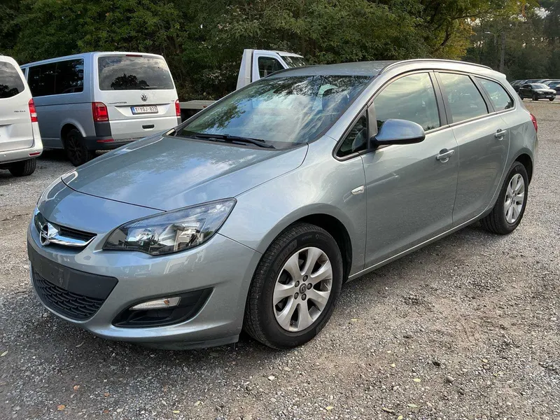 Opel Astra sport Tourer 2015