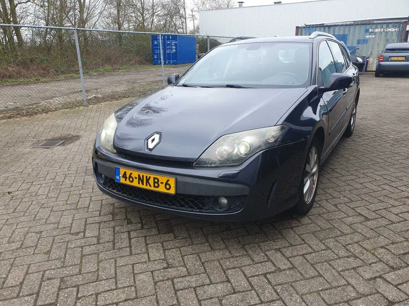Renault Laguna Estate 2.0 16V Celsium 2010