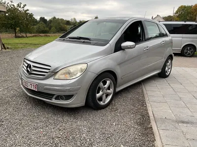 Mercedes-Benz B200