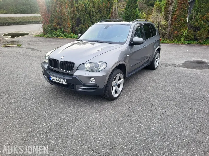 BMW X5 3.0SD 286hk cruisekontroll HUD skinninteriør soltak s+v dekk eu ok 03.2028 2008