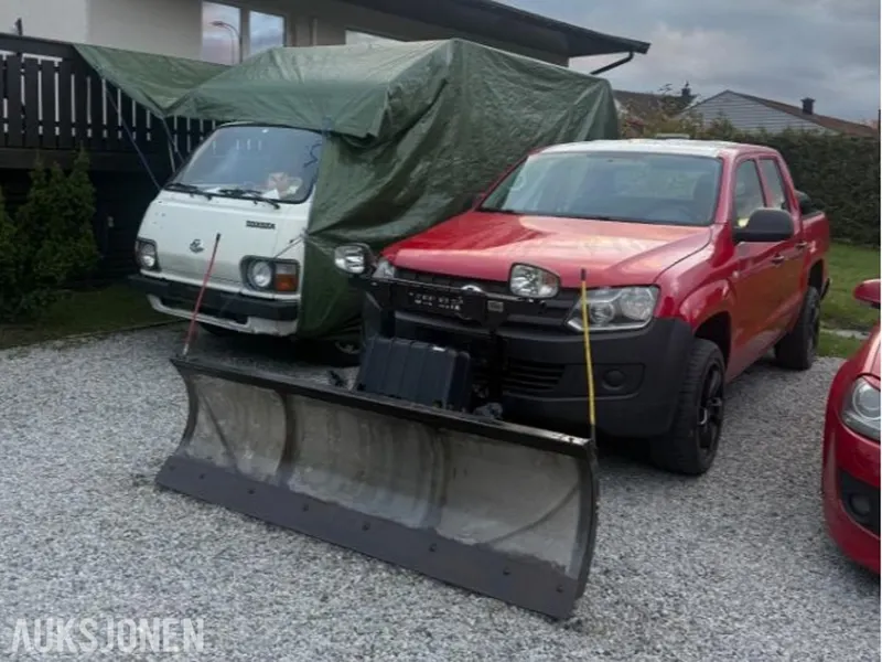 Volkswagen Amarok Automat | Komplett Sno-Way Brøyteplog | Nylig EU-godkjent | Understellsbehandlet 2015