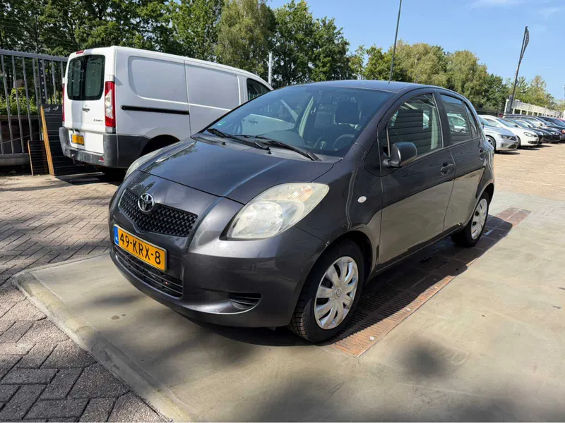 Toyota Yaris 1.3 VVTi Cool 2009