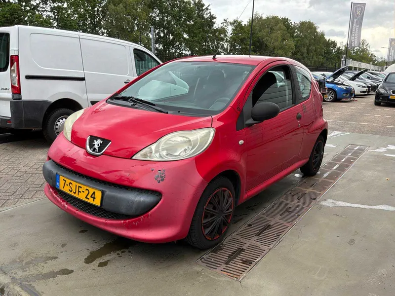 Peugeot 107 1.0-12V XR 2006
