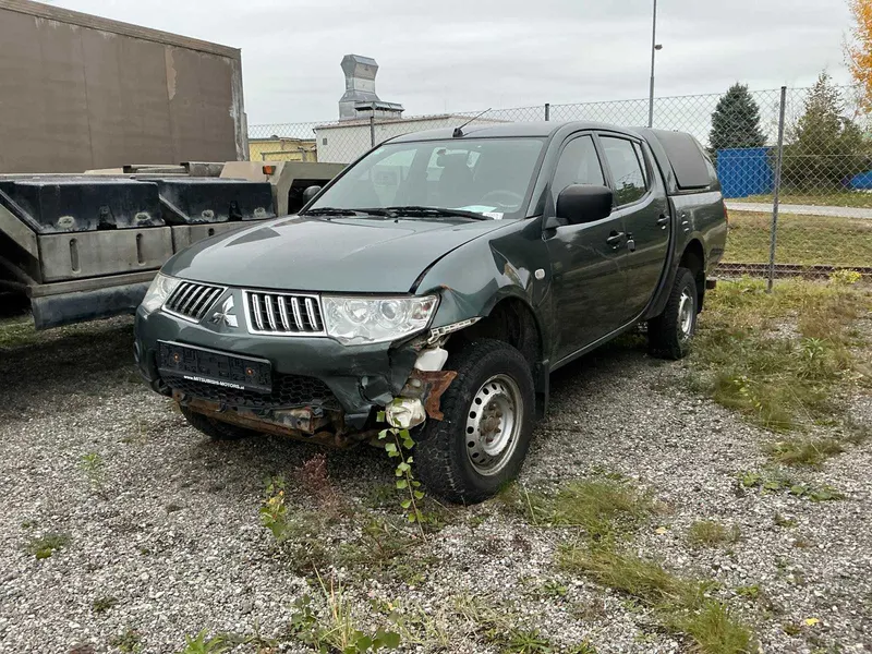 Mitsubishi L 200 2014
