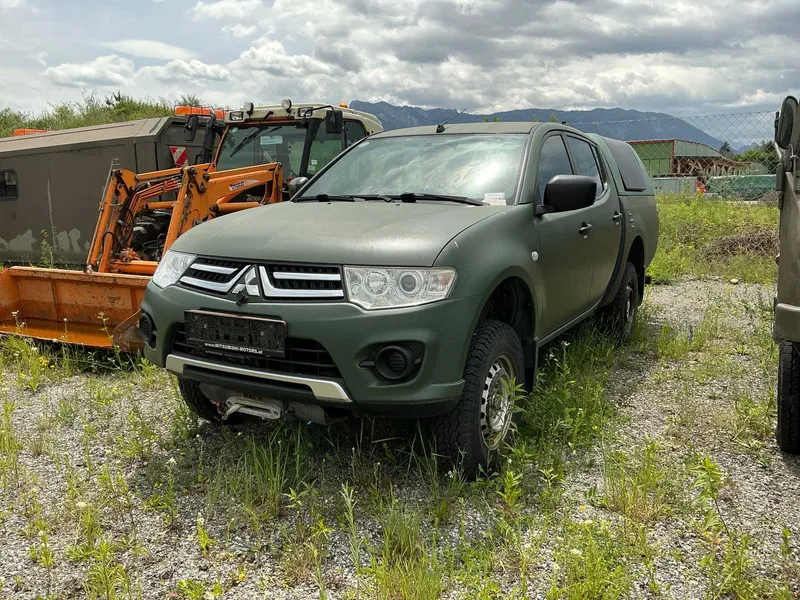 Mitsubishi L 200 2014