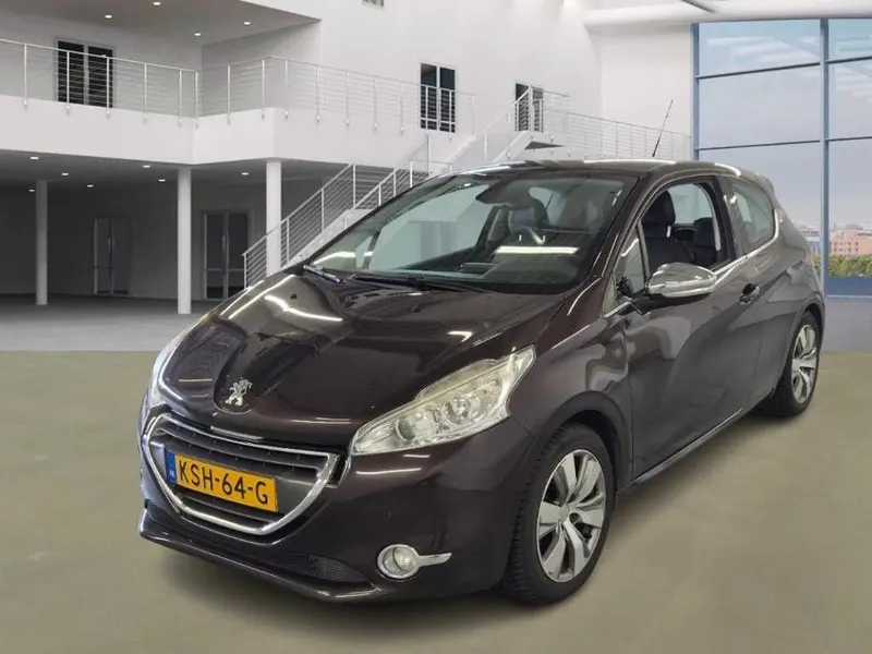 Peugeot 208 1.6 THP XY 2013