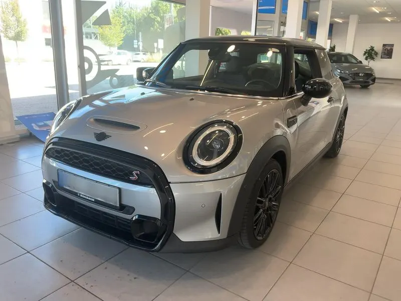 MINI Cooper S Classic Trim 2023