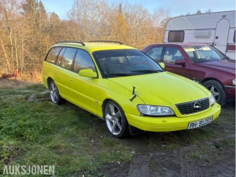 Opel Omega OMEGA 2.2-144 2001
