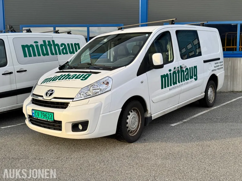 Toyota ProAce 2.0 D 128HK LANG 3 SETER CRUISE SKYVEDØRER 2016