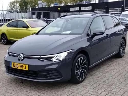 Volkswagen Golf Variant 1.0 TSI Life Bns 2024
