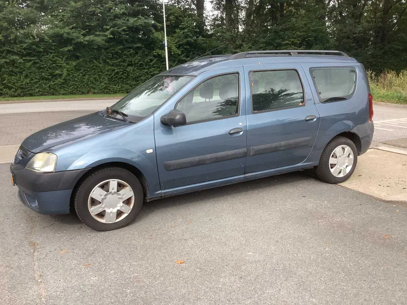 Dacia Logan MCV 1.6-16V Lauréate 7p. 2008